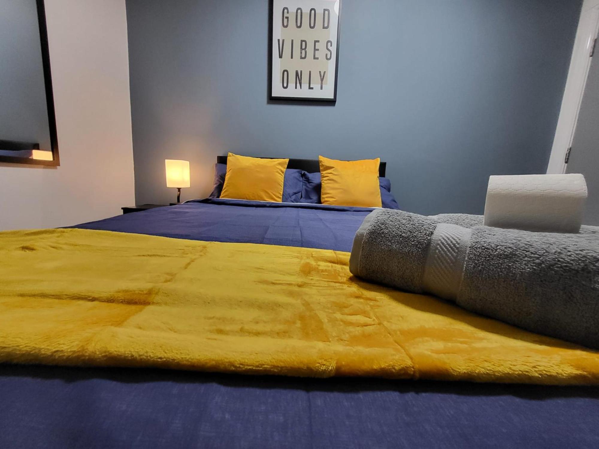 Stay Sleep Rest - Oldham Luaran gambar